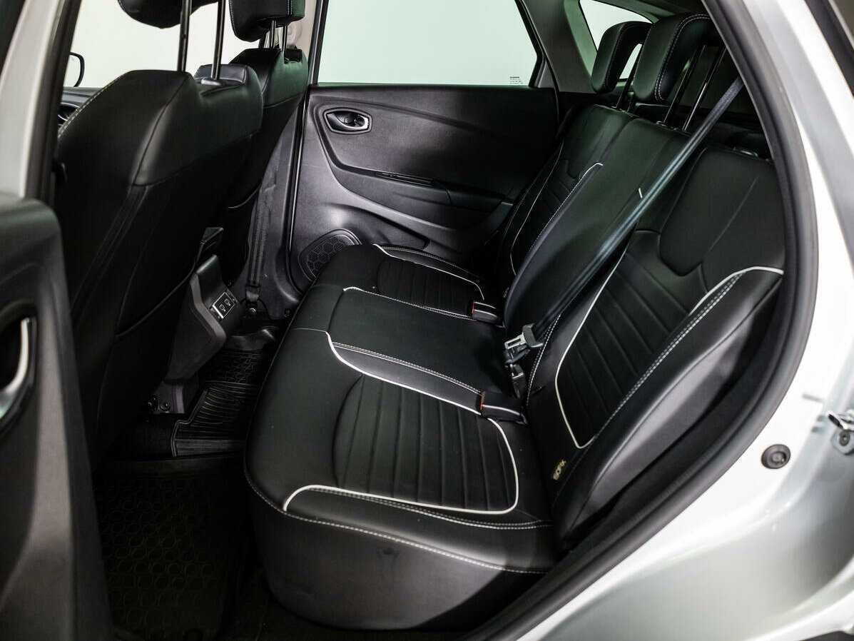 Б/У Рено Каптюр 2021 года. Фото: #8