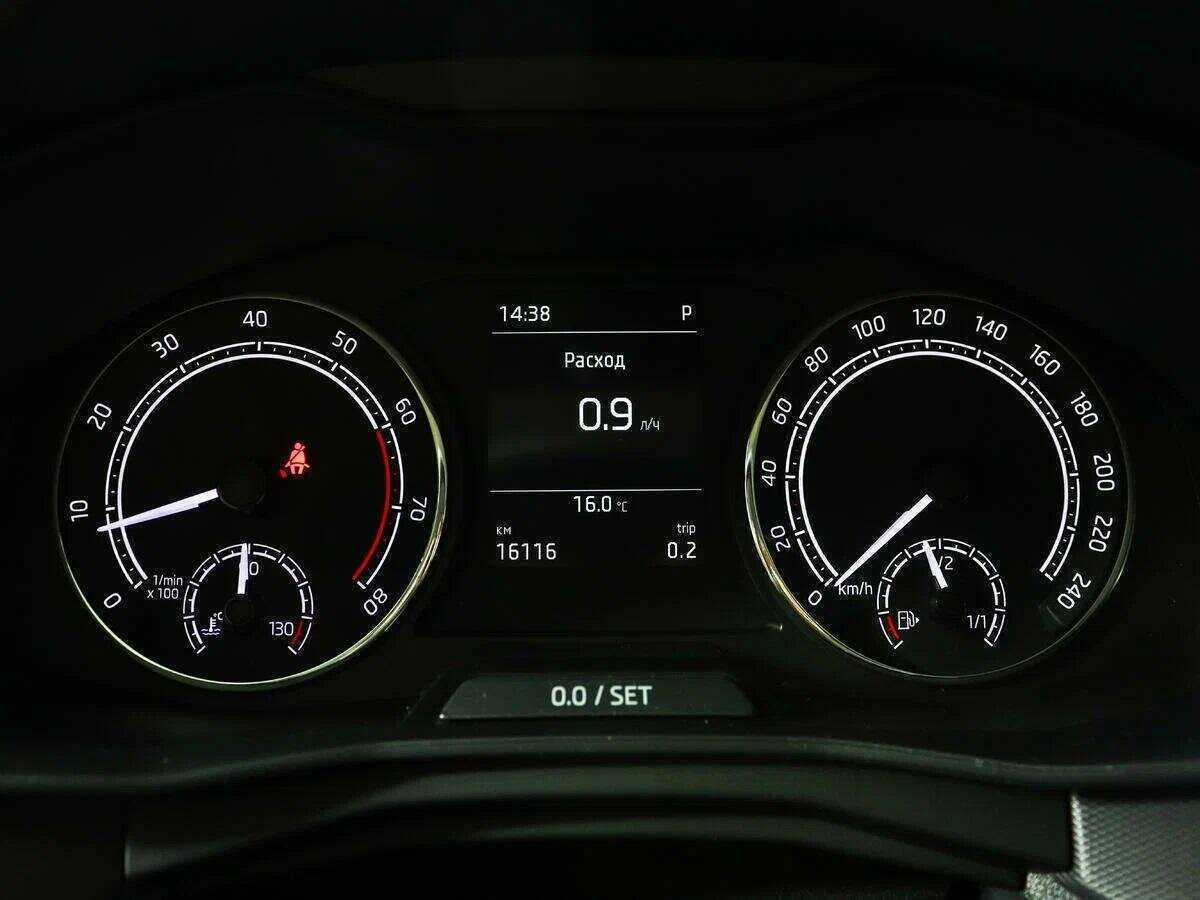 Б/У Шкода Рапид 2021 года. Фото: #8