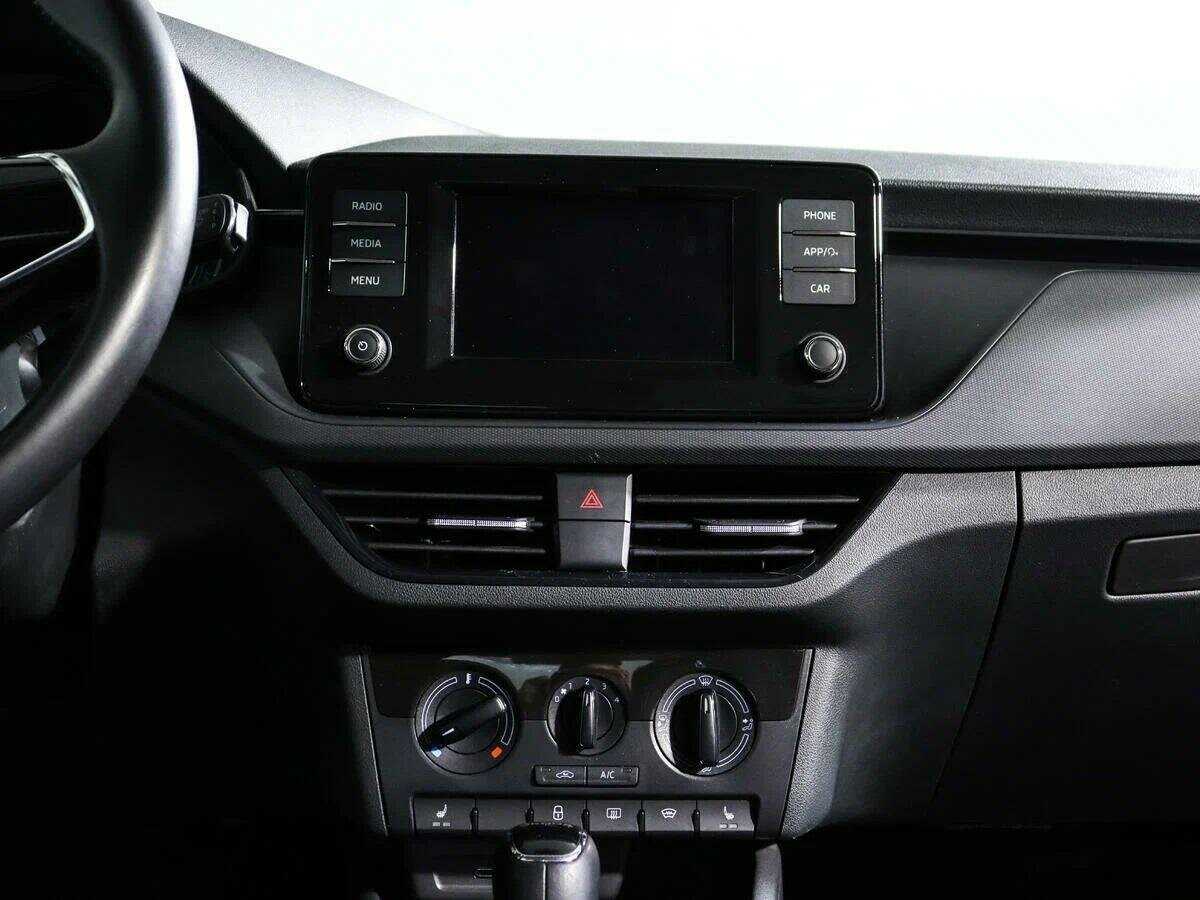 Б/У Шкода Рапид 2021 года. Фото: #10