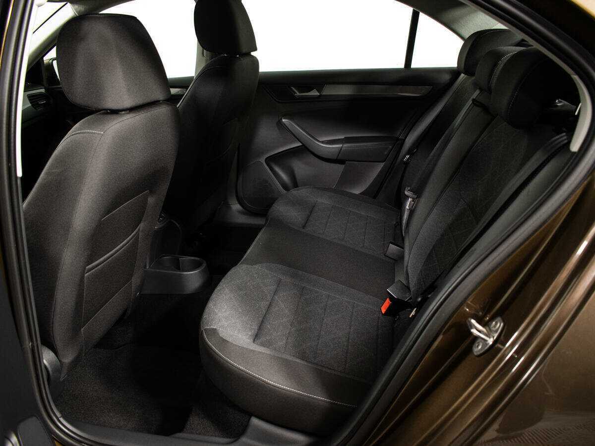 Б/У Фольксваген Поло 2022 года. Фото: #9