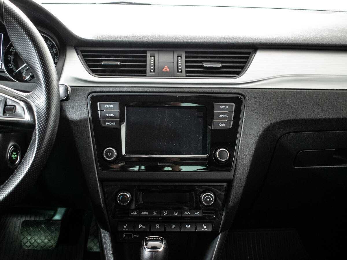 Б/У Шкода Рапид 2019 года. Фото: #12