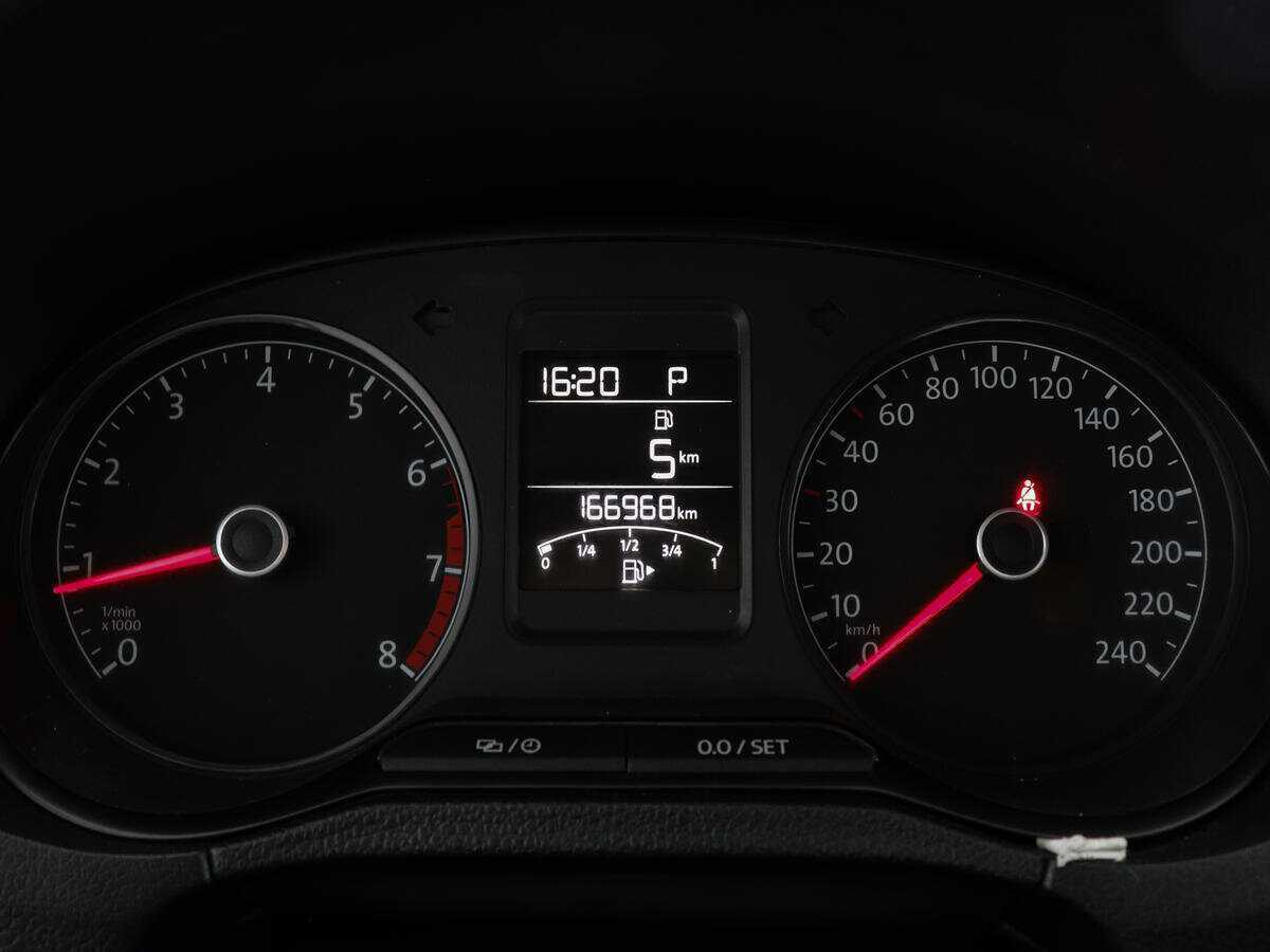 Б/У Фольксваген Поло 2018 года. Фото: #10