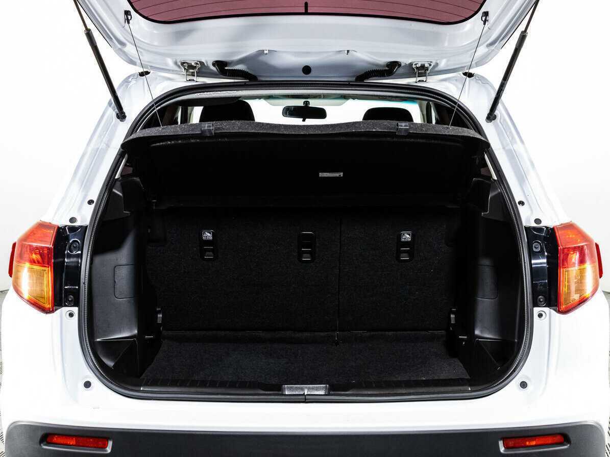 Б/У Сузуки Витара 2017 года. Фото: #17