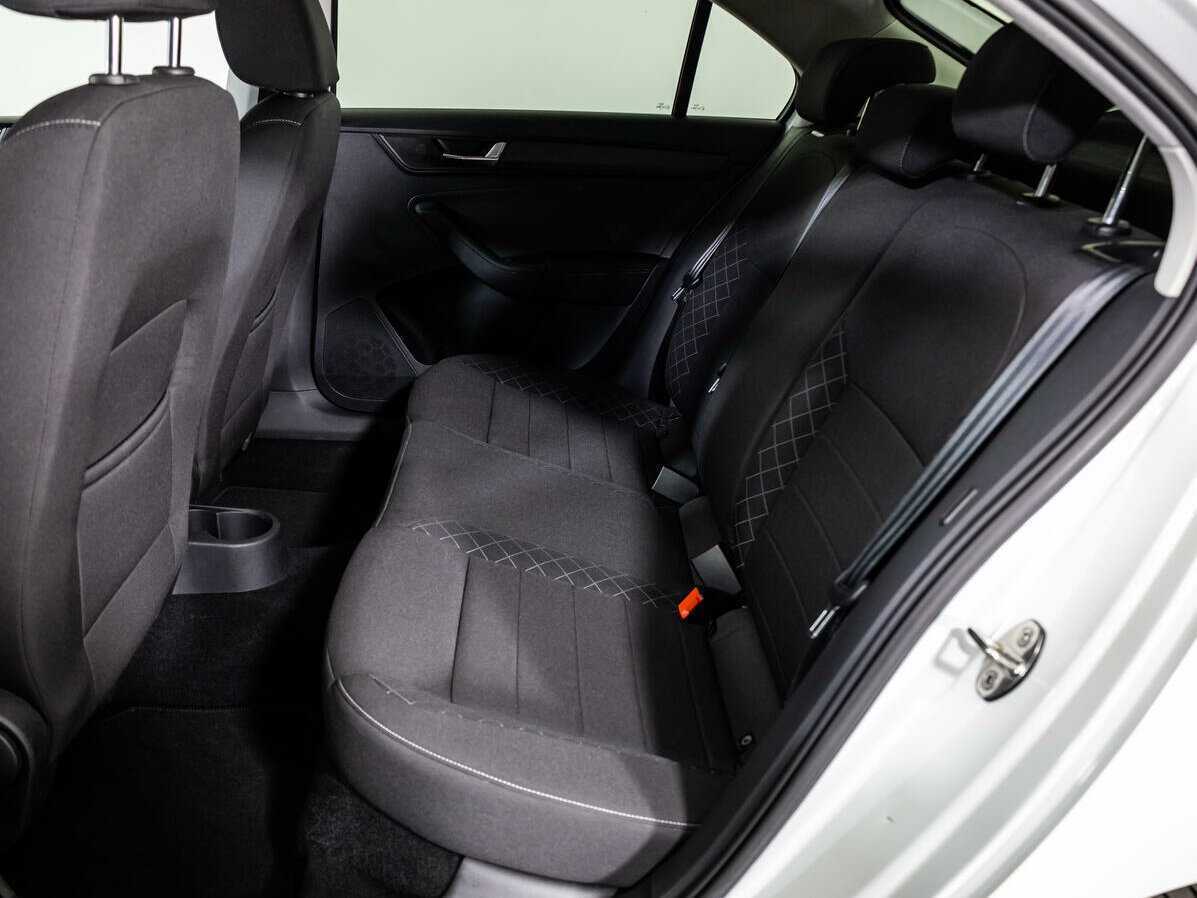 Б/У Шкода Рапид 2020 года. Фото: #9