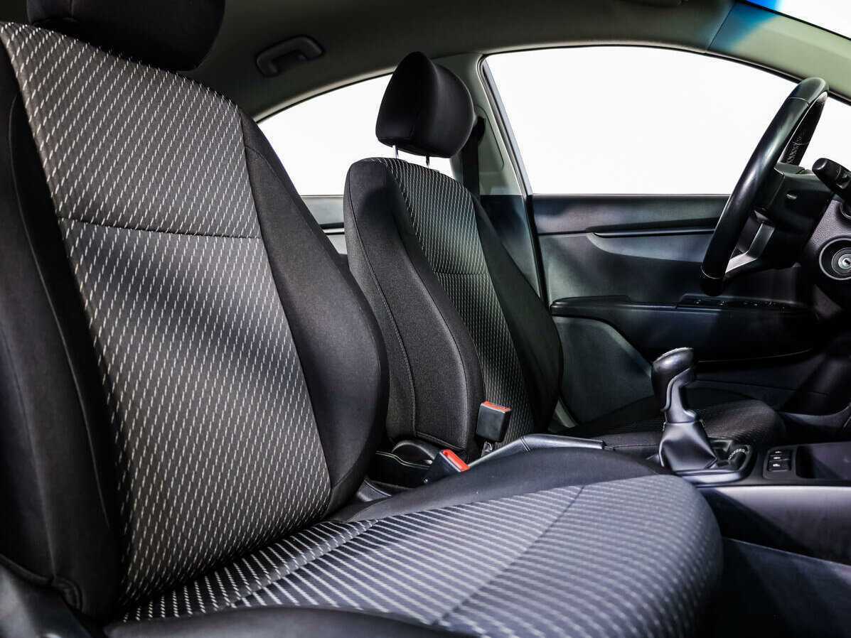 Б/У Киа Рио 2018 года. Фото: #9