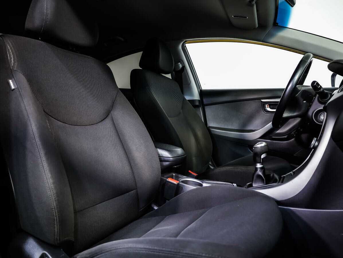 Б/У Хендай Елантра 2015 года. Фото: #10