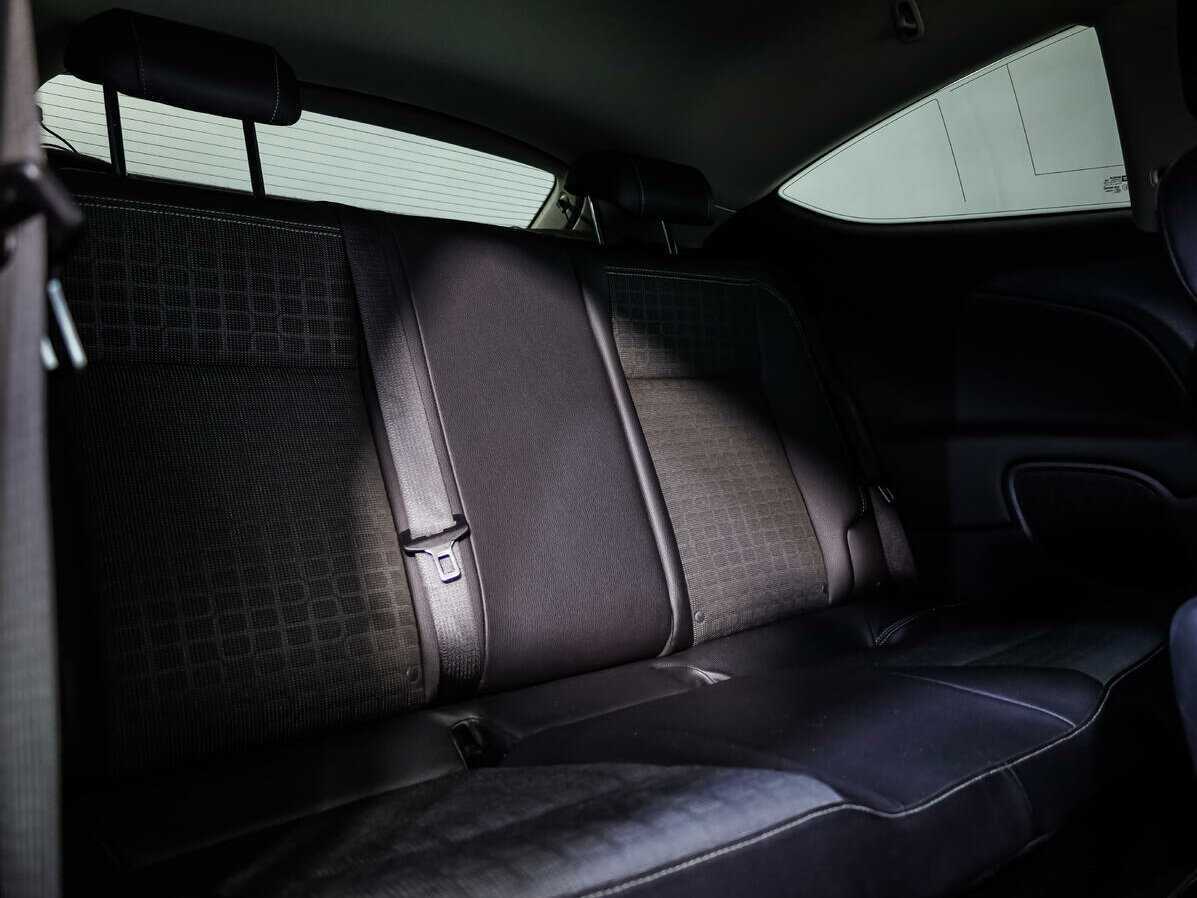 Б/У Опель Астра 2012 года. Фото: #11