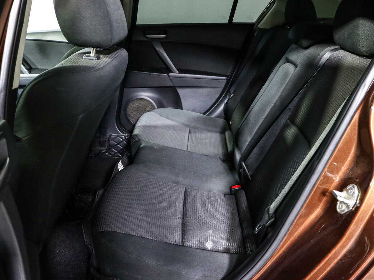 Б/У Мазда 3 2012 года. Фото: #7