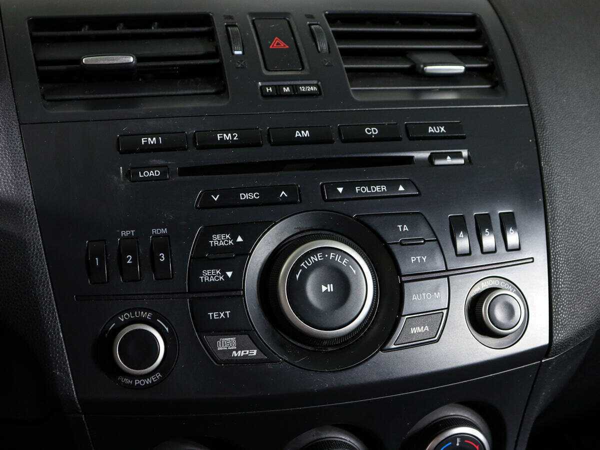 Б/У Мазда 3 2012 года. Фото: #16