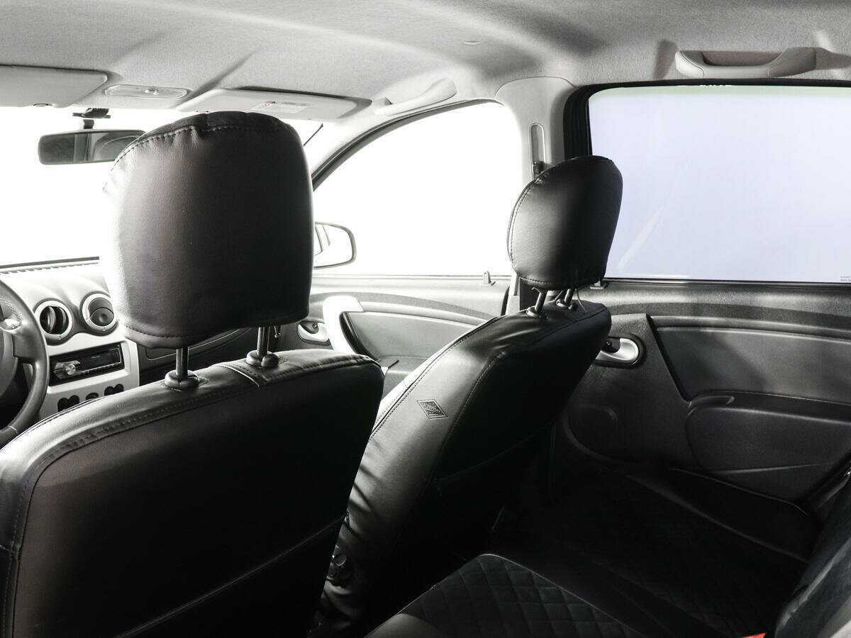 Б/У Рено Сандеро 2013 года. Фото: #6