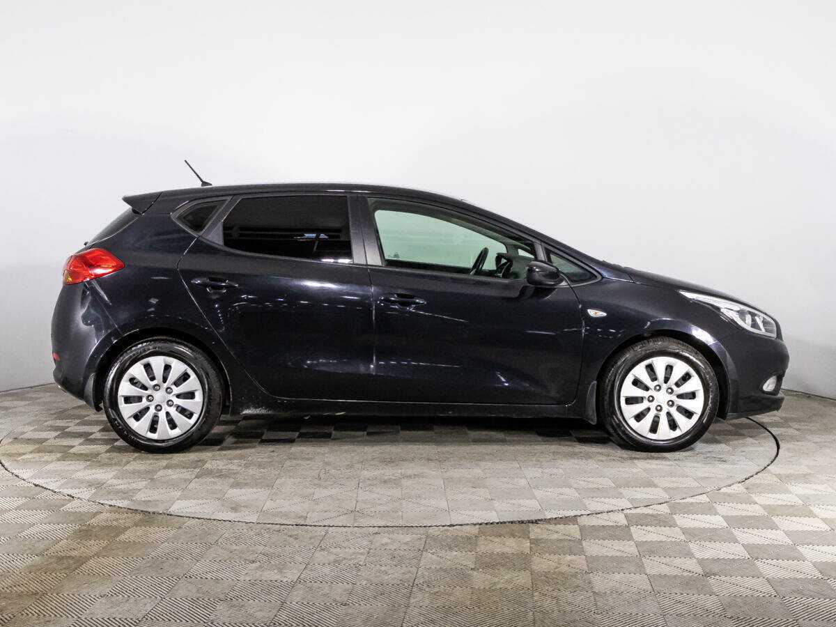 Б/У Киа Сид 2015 года. Фото: #3