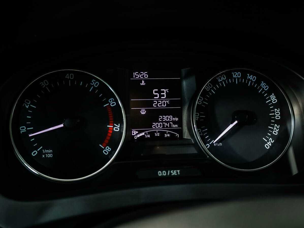 Б/У Шкода Рапид 2016 года. Фото: #14