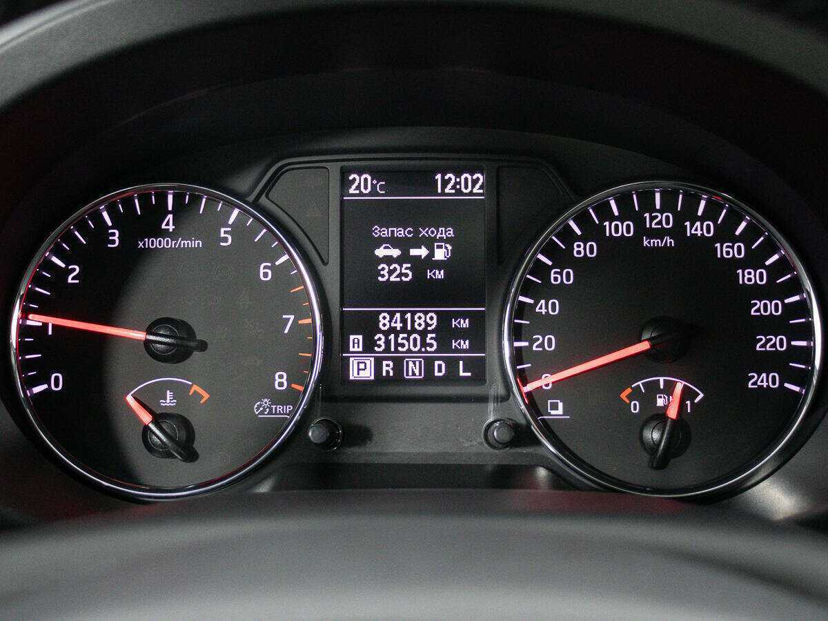 Б/У Ниссан Икс-Трейл 2014 года. Фото: #14