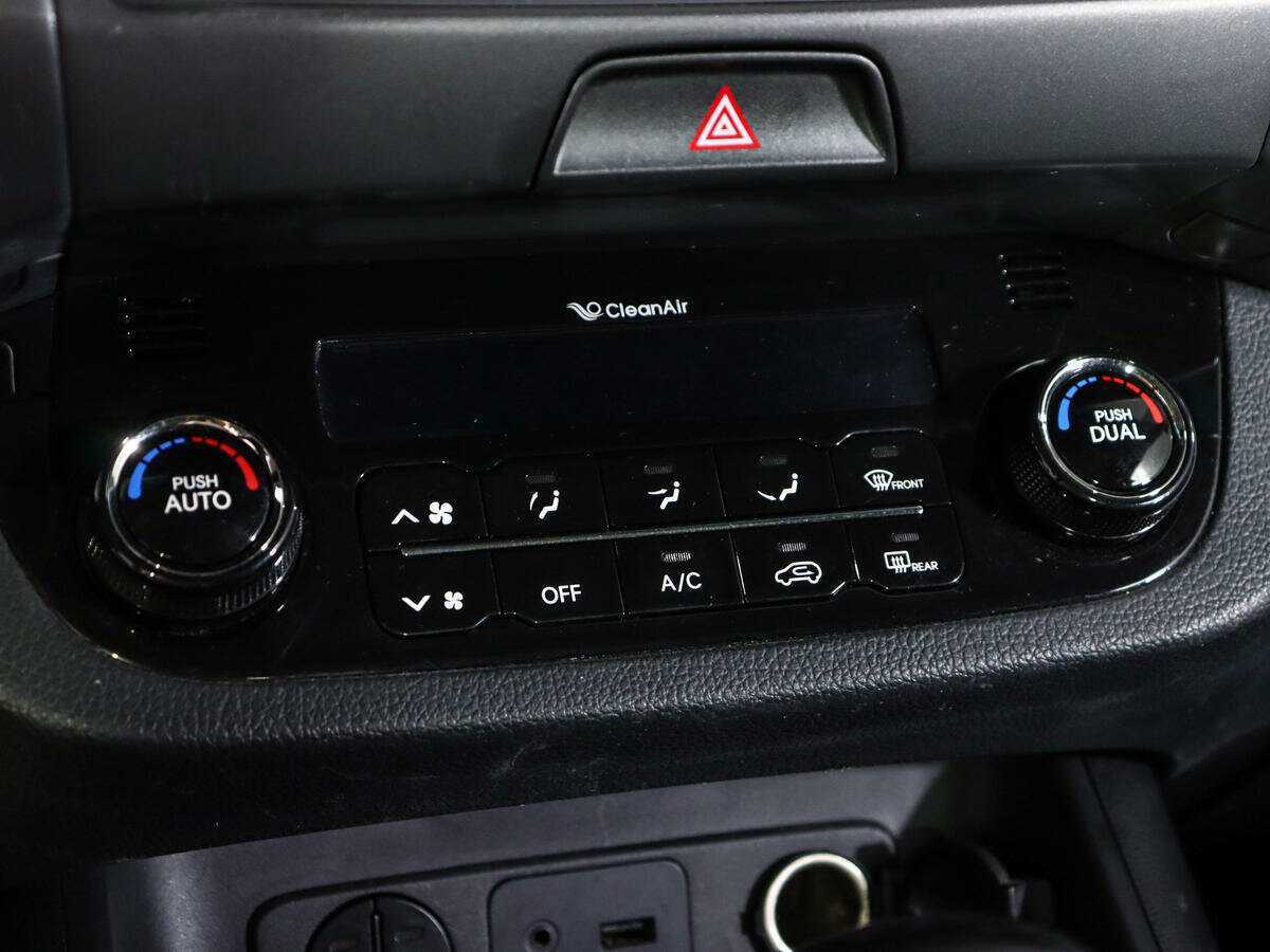 Б/У Киа Спортейдж 2012 года. Фото: #22