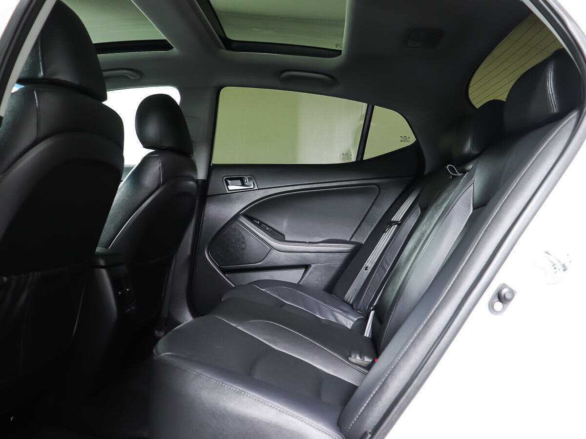 Б/У Киа Оптима 2015 года. Фото: #7