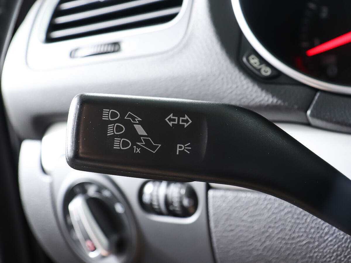 Б/У Фольксваген Гольф 2012 года. Фото: #13