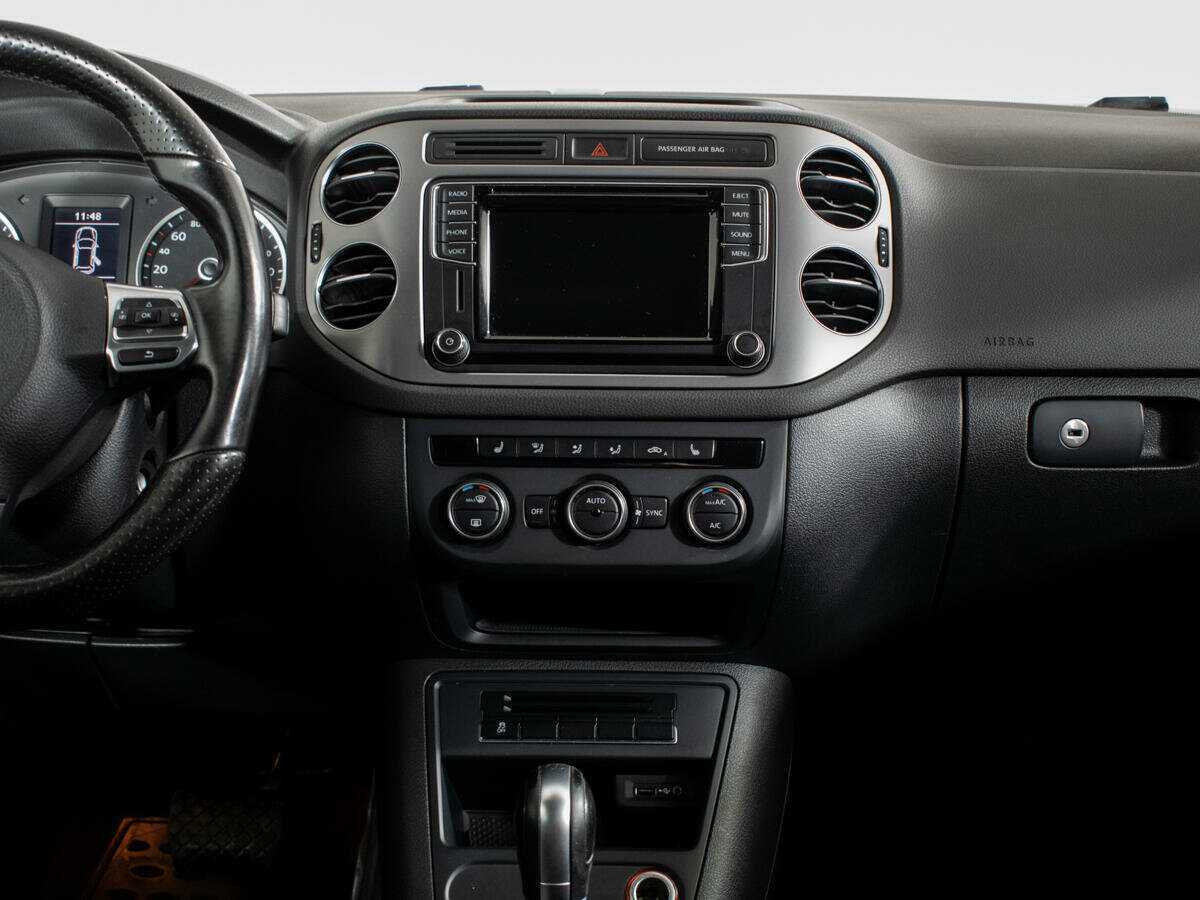 Б/У Фольксваген Тигуан 2016 года. Фото: #8