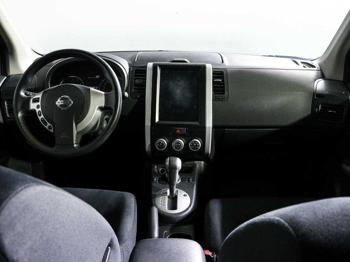 Б/У Ниссан Икс-Трейл 2013 года. Фото: #11