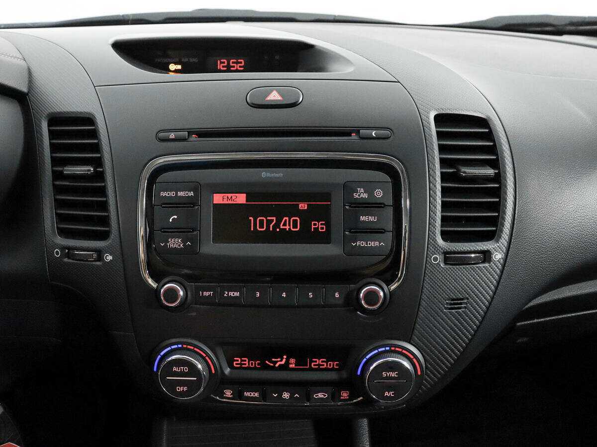 Б/У Киа Церато 2018 года. Фото: #12