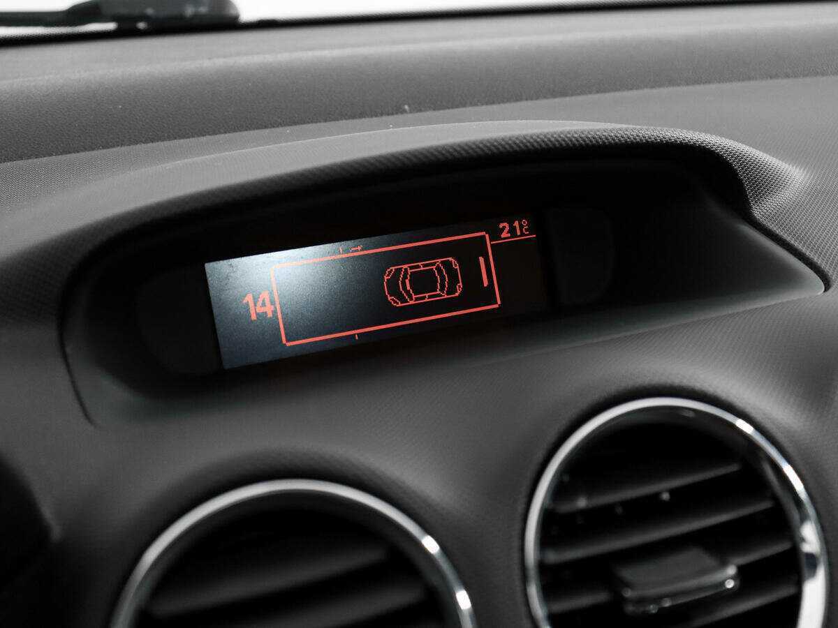 Б/У Пежо 308 2012 года. Фото: #14