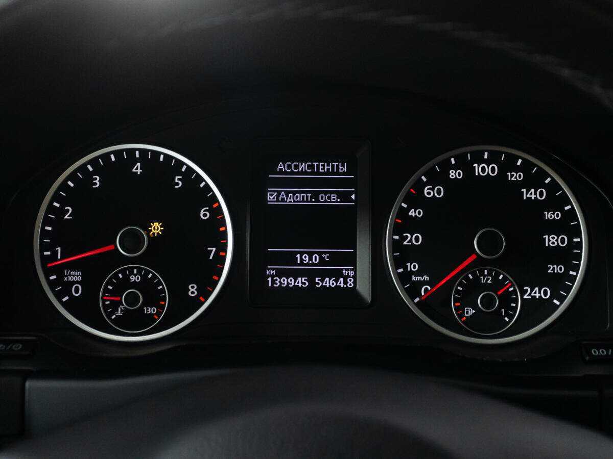 Б/У Фольксваген Тигуан 2013 года. Фото: #11