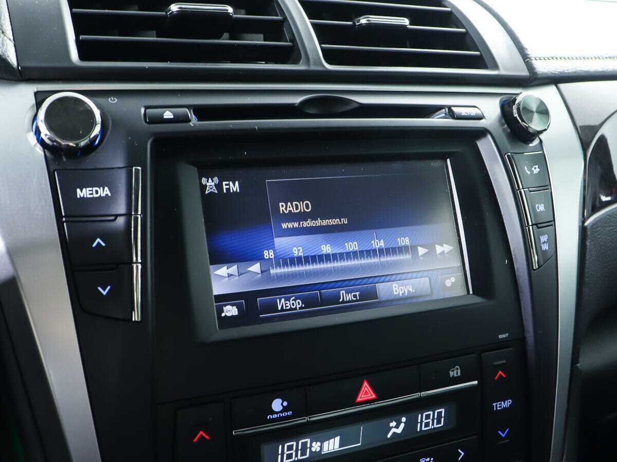 Б/У Тойота Камри 2016 года. Фото: #18