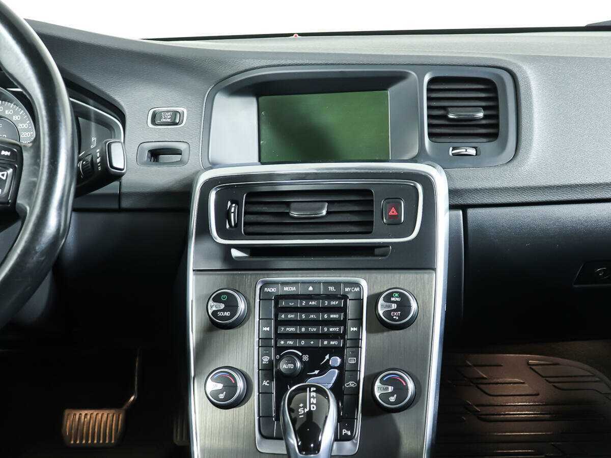 Б/У Вольво С60 2013 года. Фото: #10