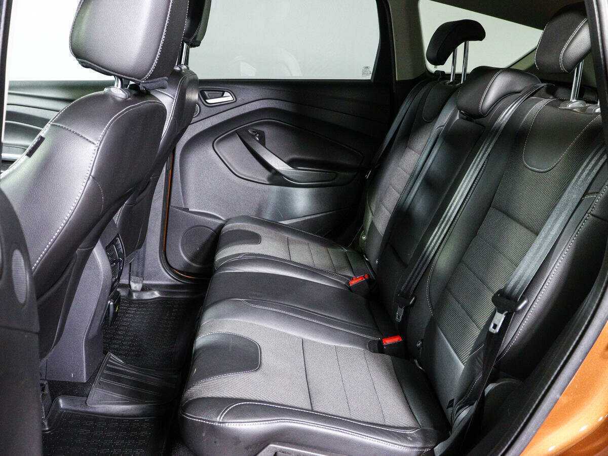 Б/У Форд Куга 2014 года. Фото: #9