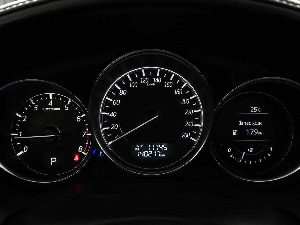 Б/У Мазда 6 2015 года. Фото: #10