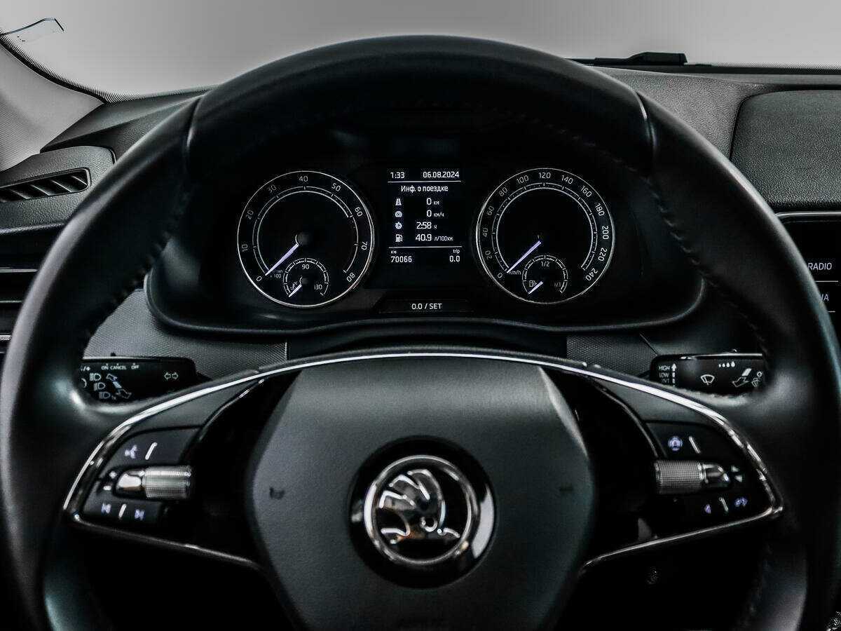 Б/У Шкода Рапид 2021 года. Фото: #15