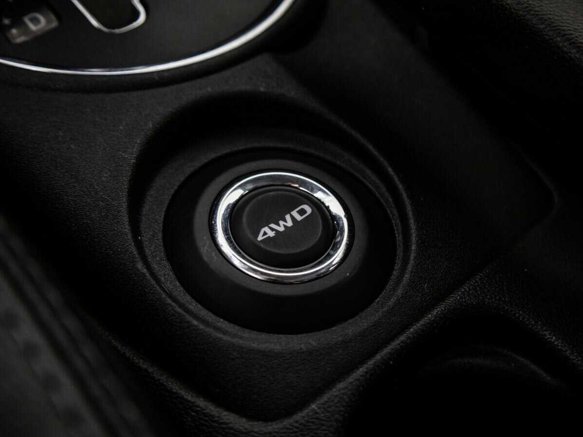 Б/У Митсубиши АС-Икс 2013 года. Фото: #13