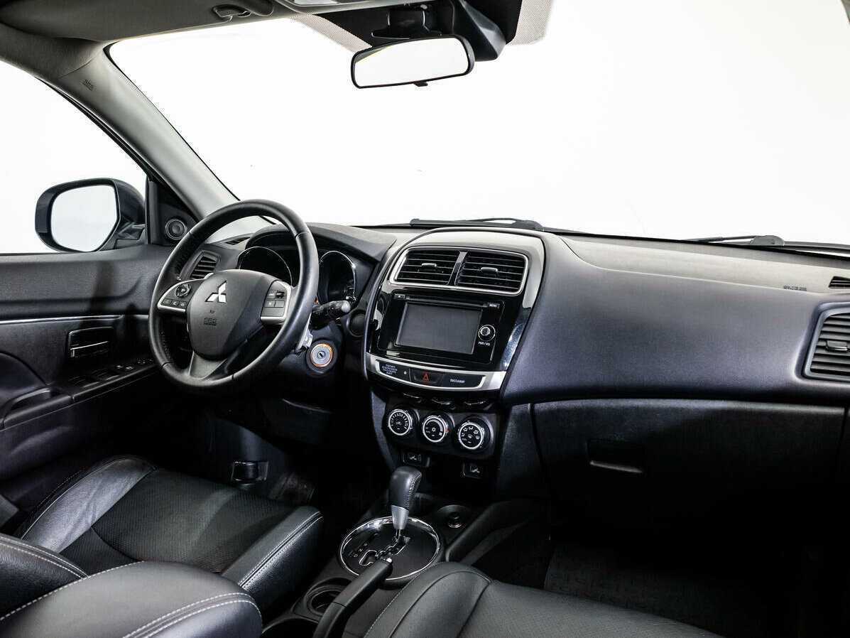 Б/У Митсубиши АС-Икс 2014 года. Фото: #8