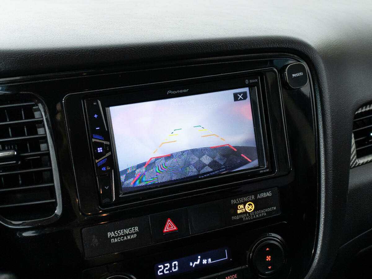 Б/У Митсубиши Оутлэндер 2017 года. Фото: #13