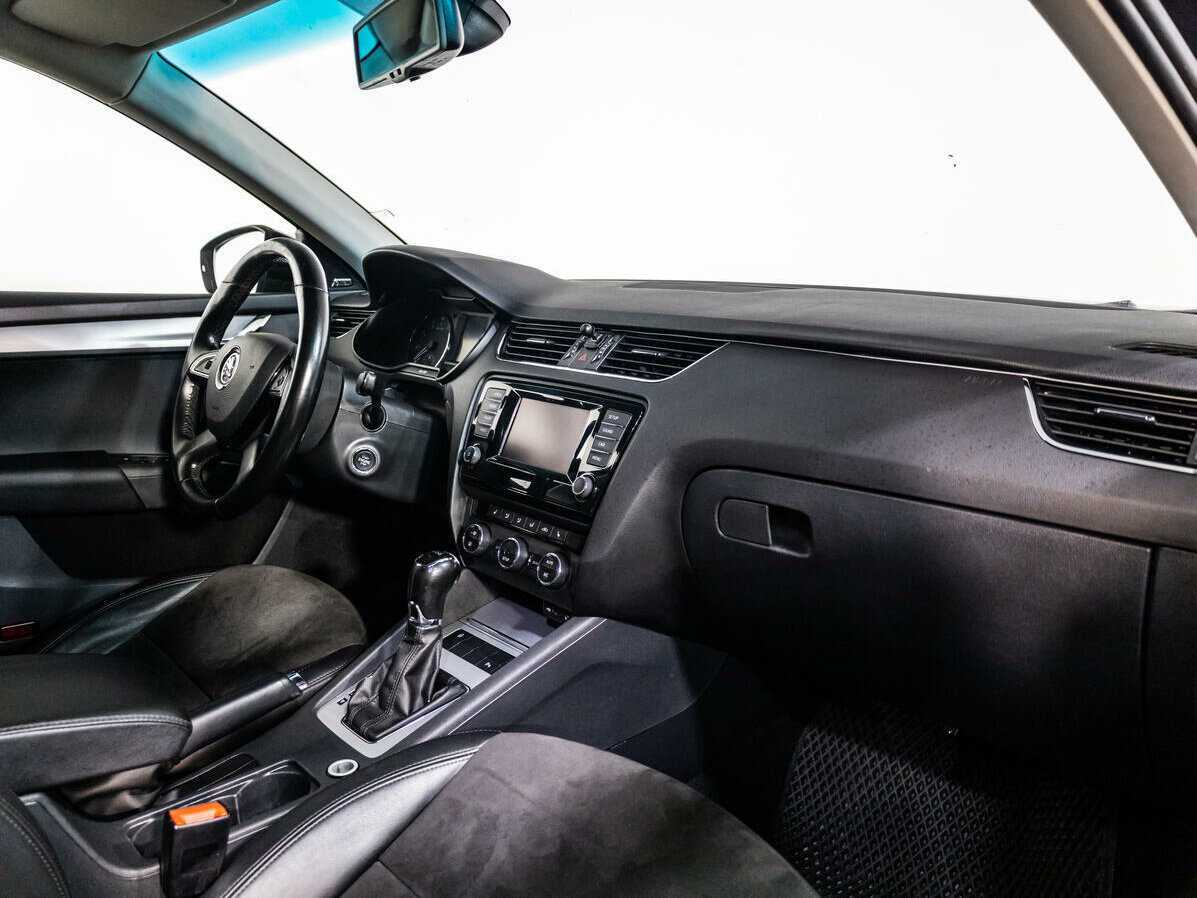 Б/У Шкода Октавия 2015 года. Фото: #7