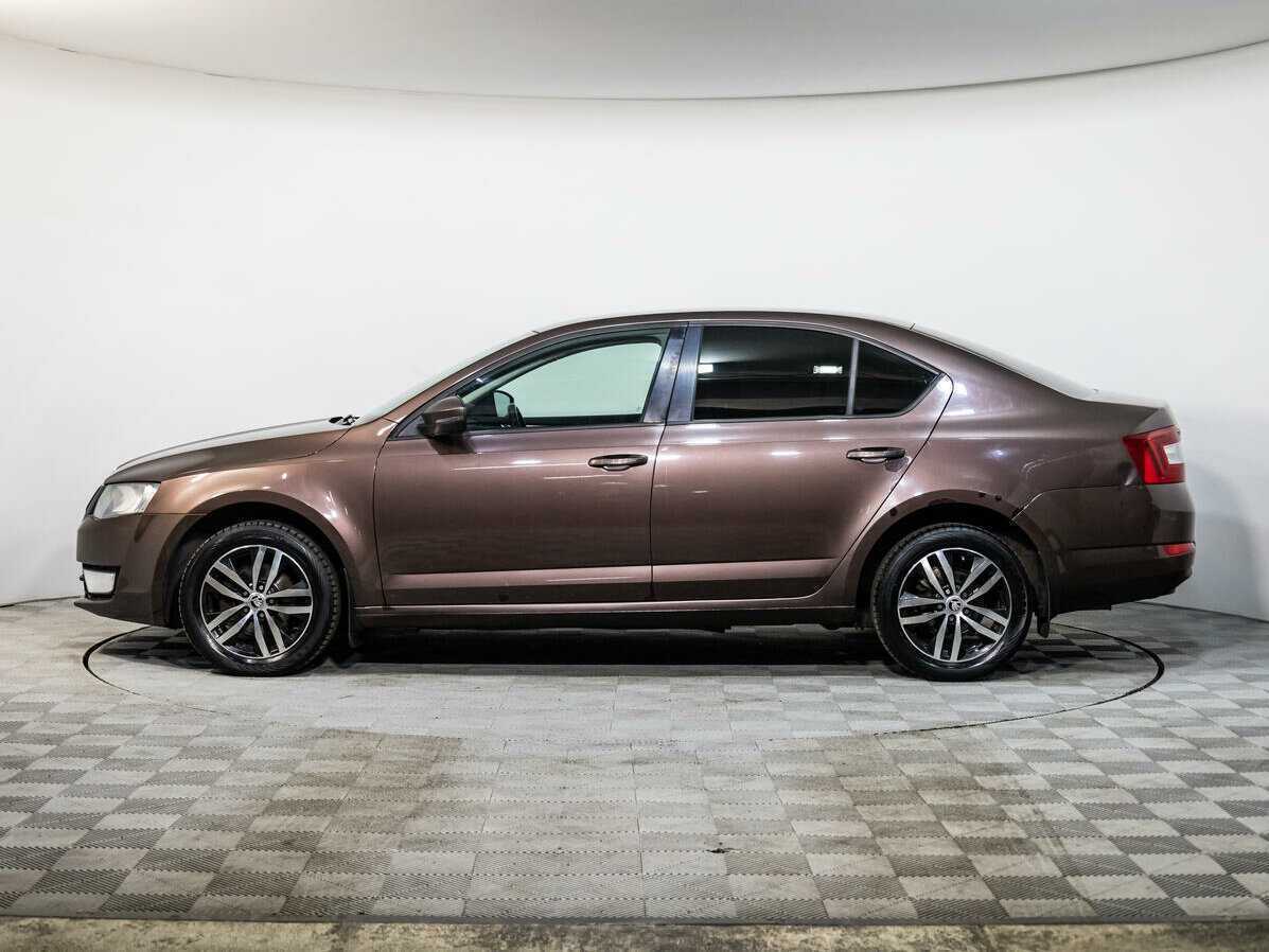 Б/У Шкода Октавия 2014 года. Фото: #6