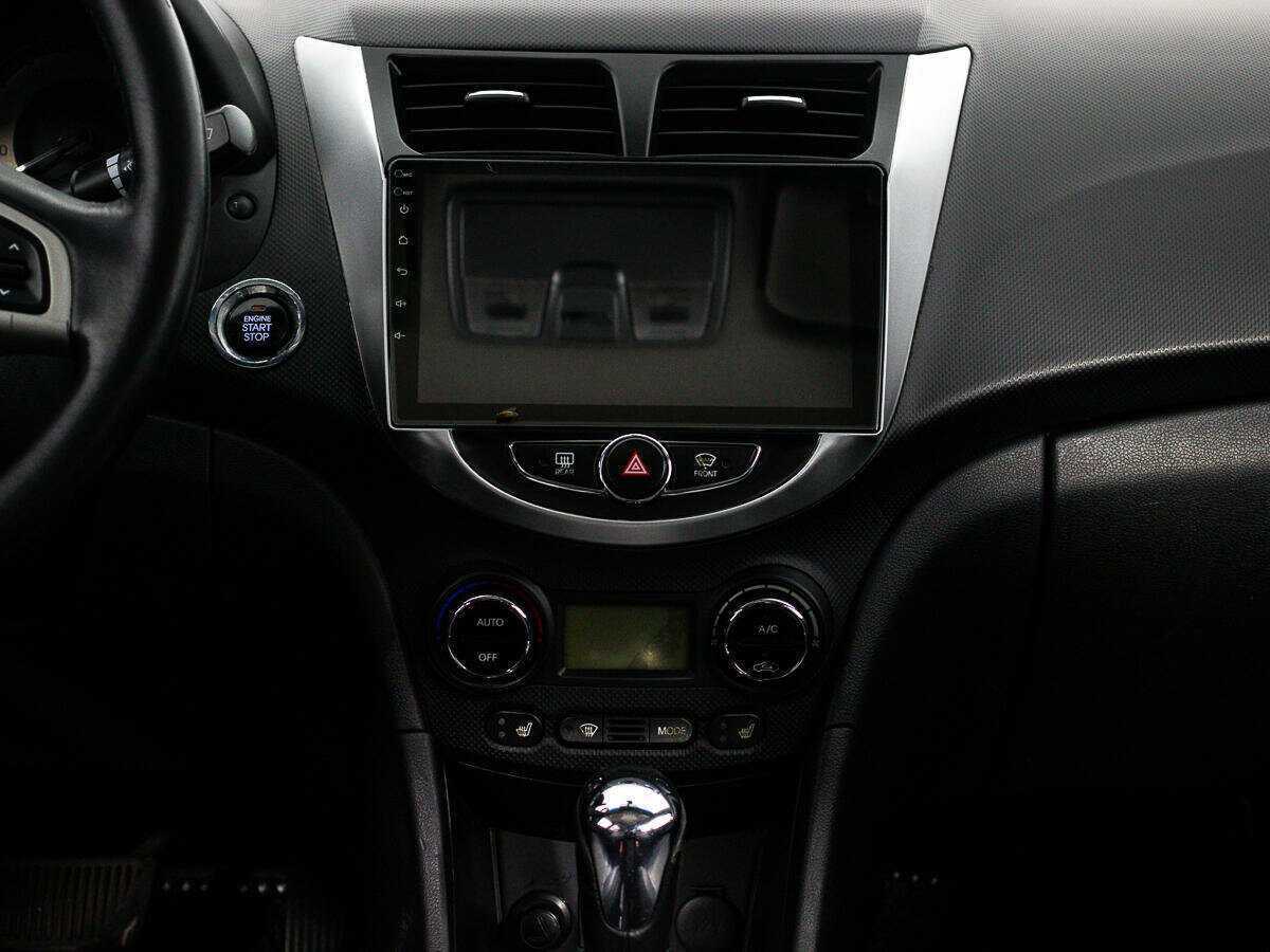 Б/У Хендай Солярис 2012 года. Фото: #13