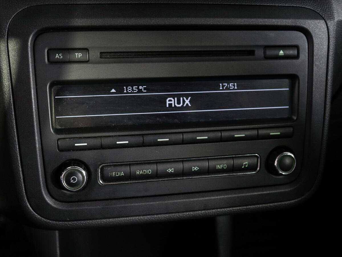 Б/У Шкода Фабия 2014 года. Фото: #15