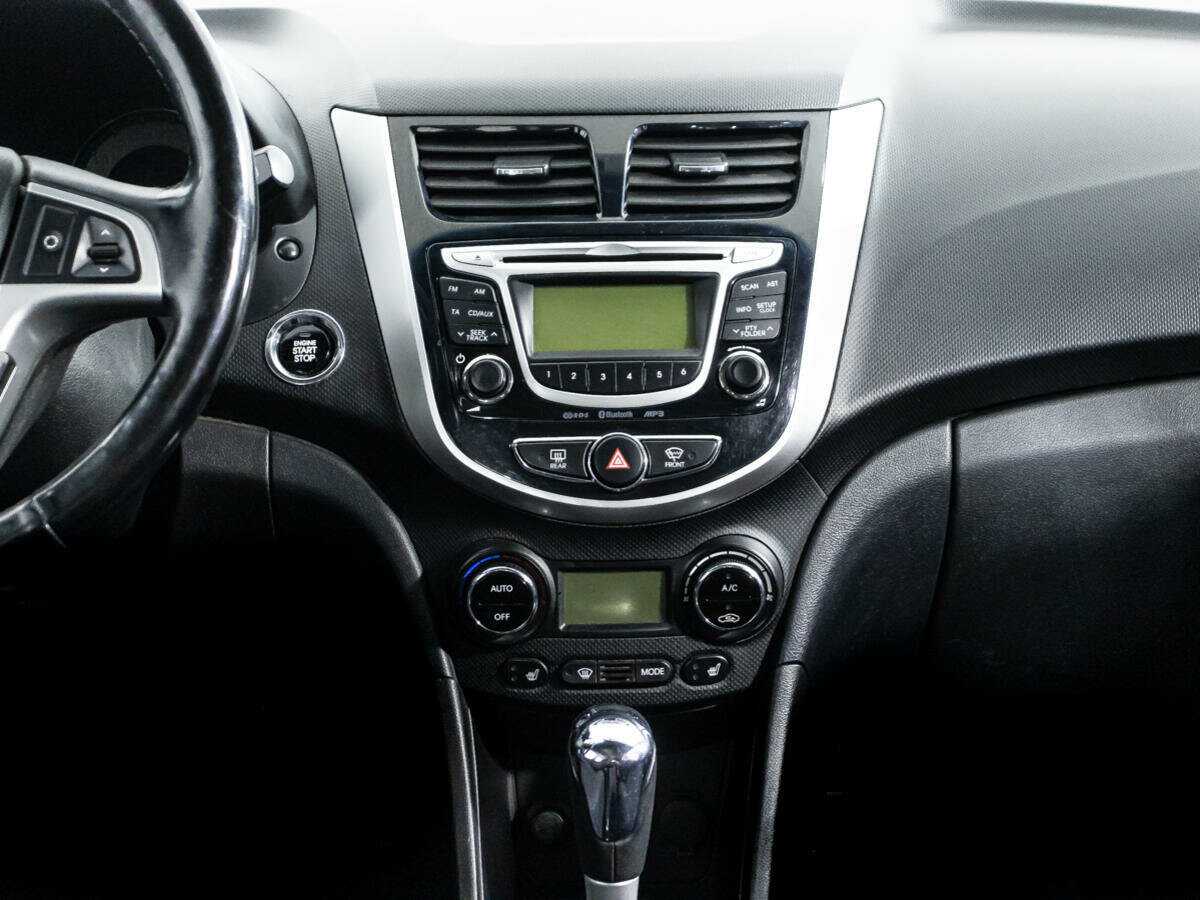 Б/У Хендай Солярис 2013 года. Фото: #13