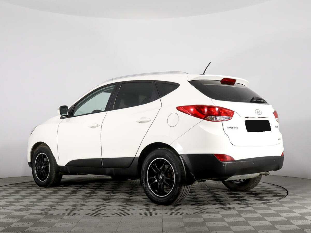 Б/У Хендай ай-икс35 2013 года. Фото: #6