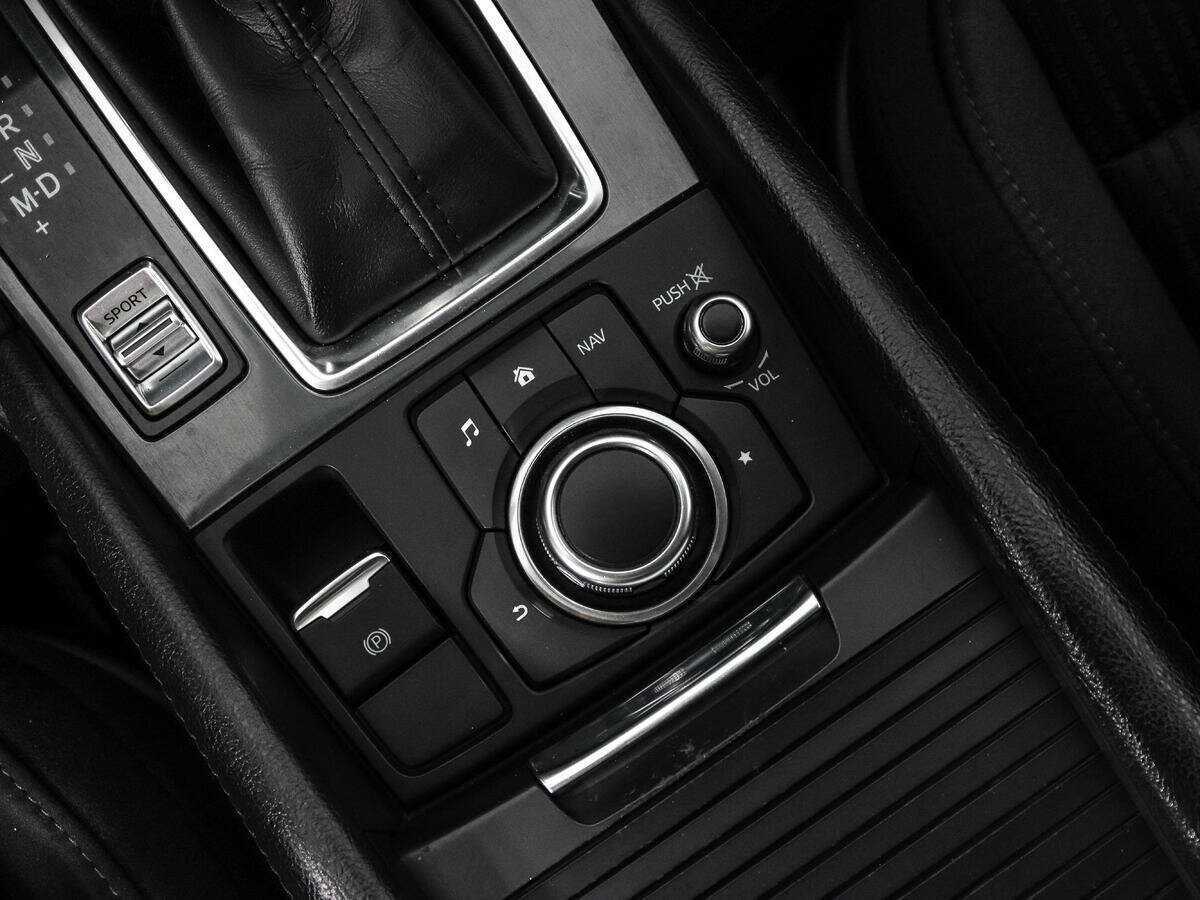 Б/У Мазда 6 2016 года. Фото: #11