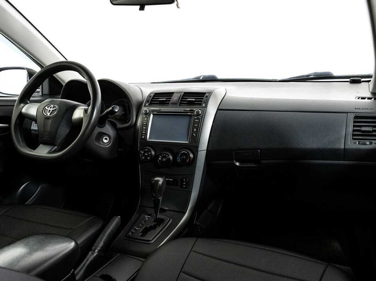 Б/У Тойота Королла 2012 года. Фото: #8