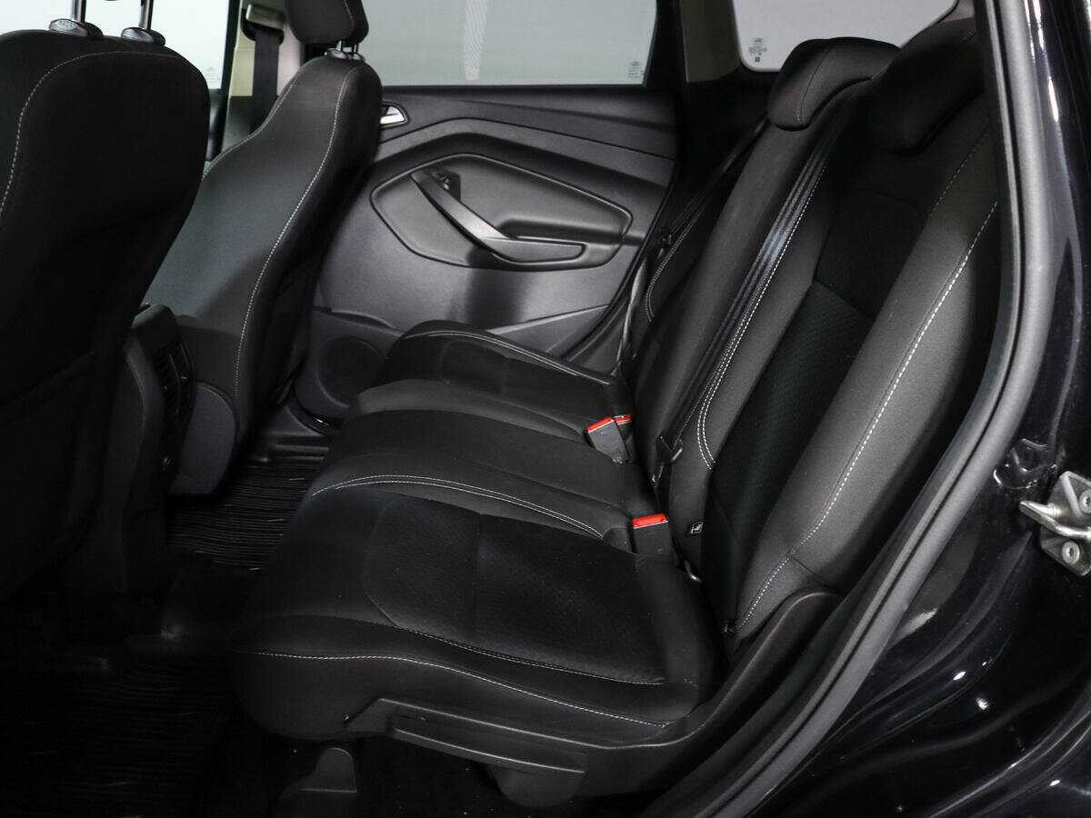 Б/У Форд Куга 2017 года. Фото: #7