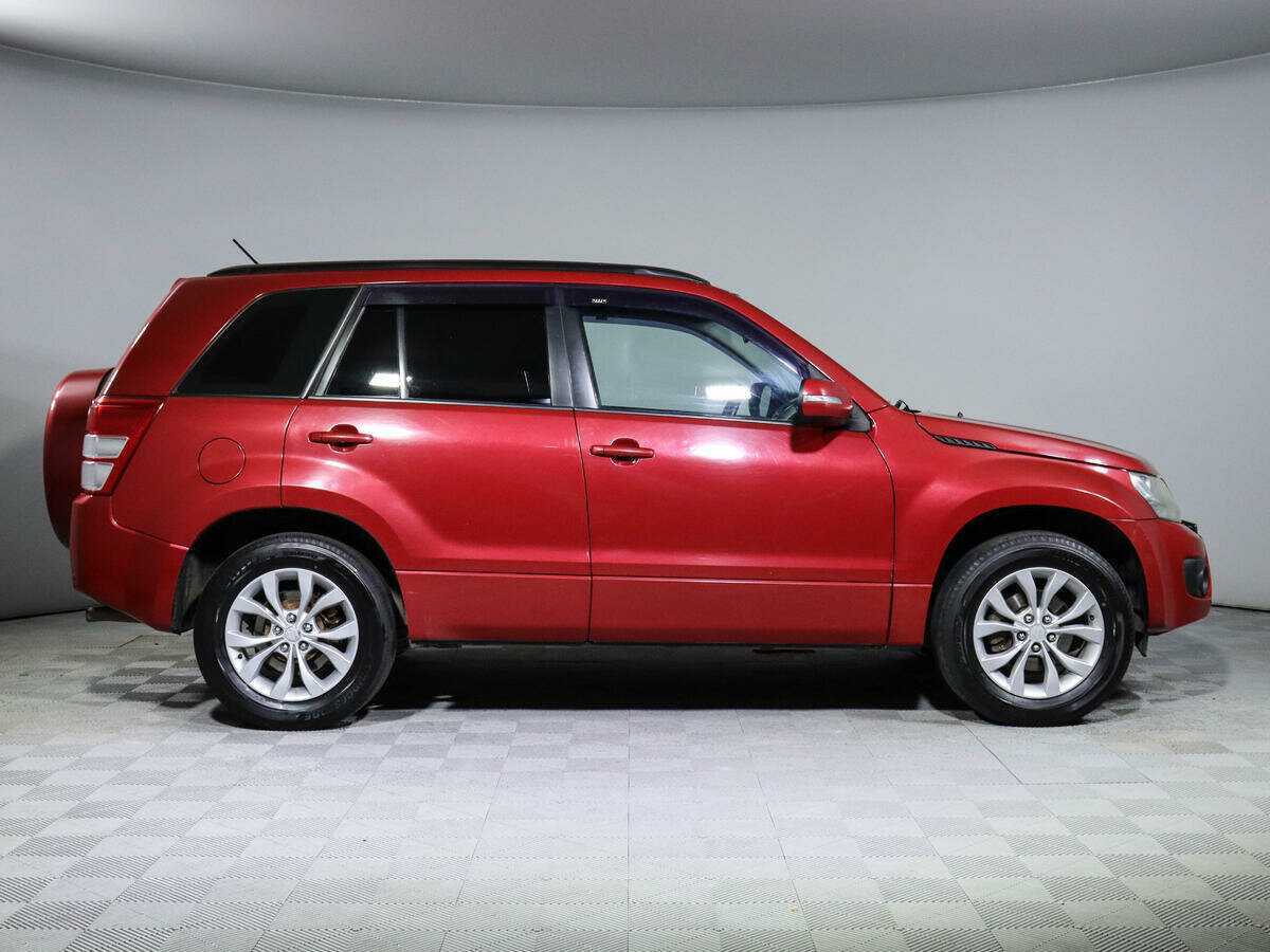 Б/У Сузуки Гранд Витара 2012 года. Фото: #3