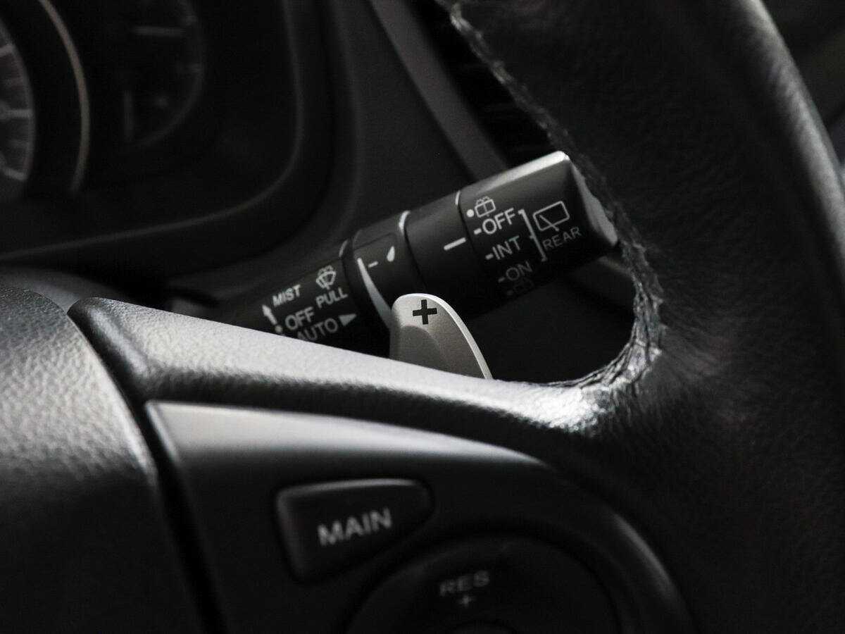 Б/У Хонда ЦР-В 2012 года. Фото: #12