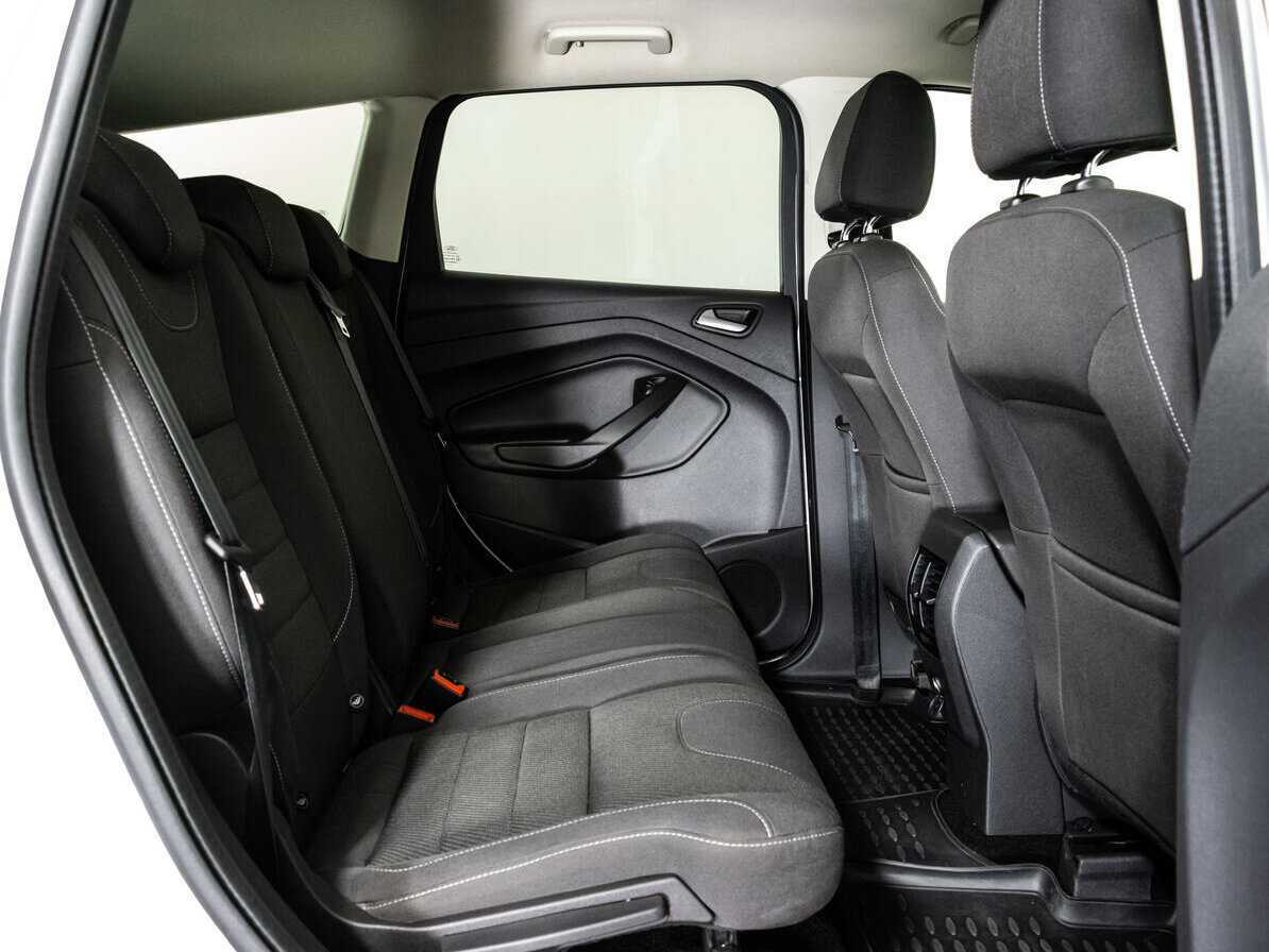 Б/У Форд Куга 2014 года. Фото: #13