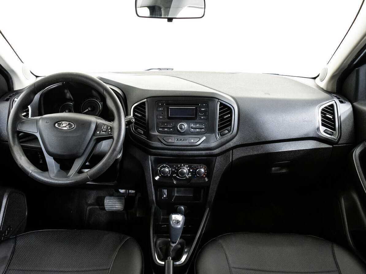 Б/У Лада (ВАЗ) ИКСРЭЙ 2017 года. Фото: #9