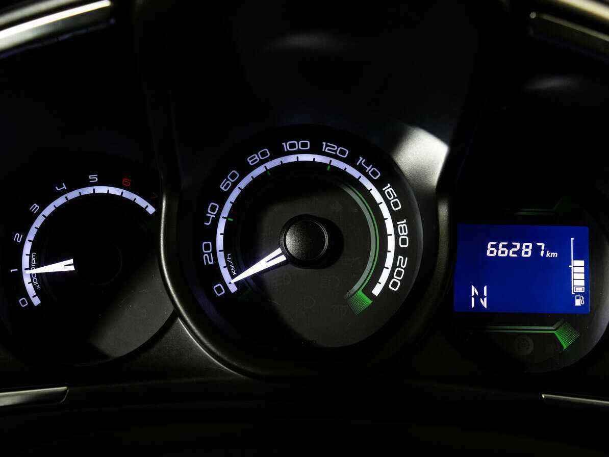 Б/У Лада (ВАЗ) ИКСРЭЙ 2017 года. Фото: #16