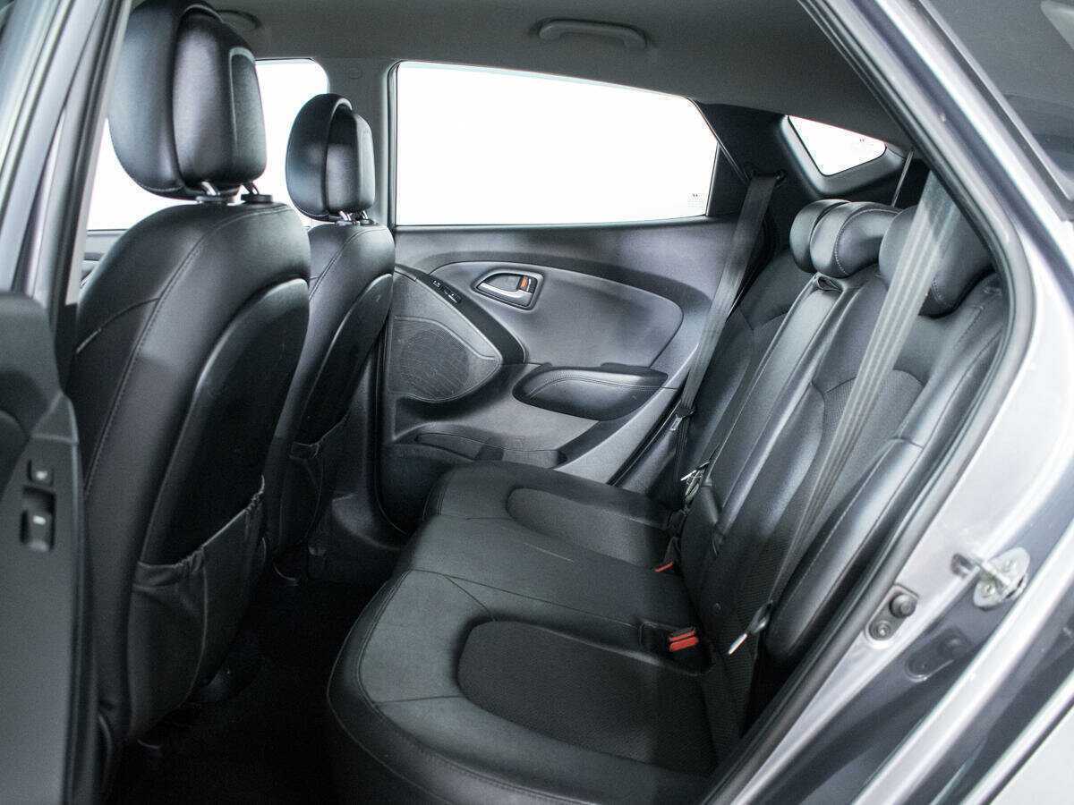 Б/У Хендай ай-икс35 2013 года. Фото: #9