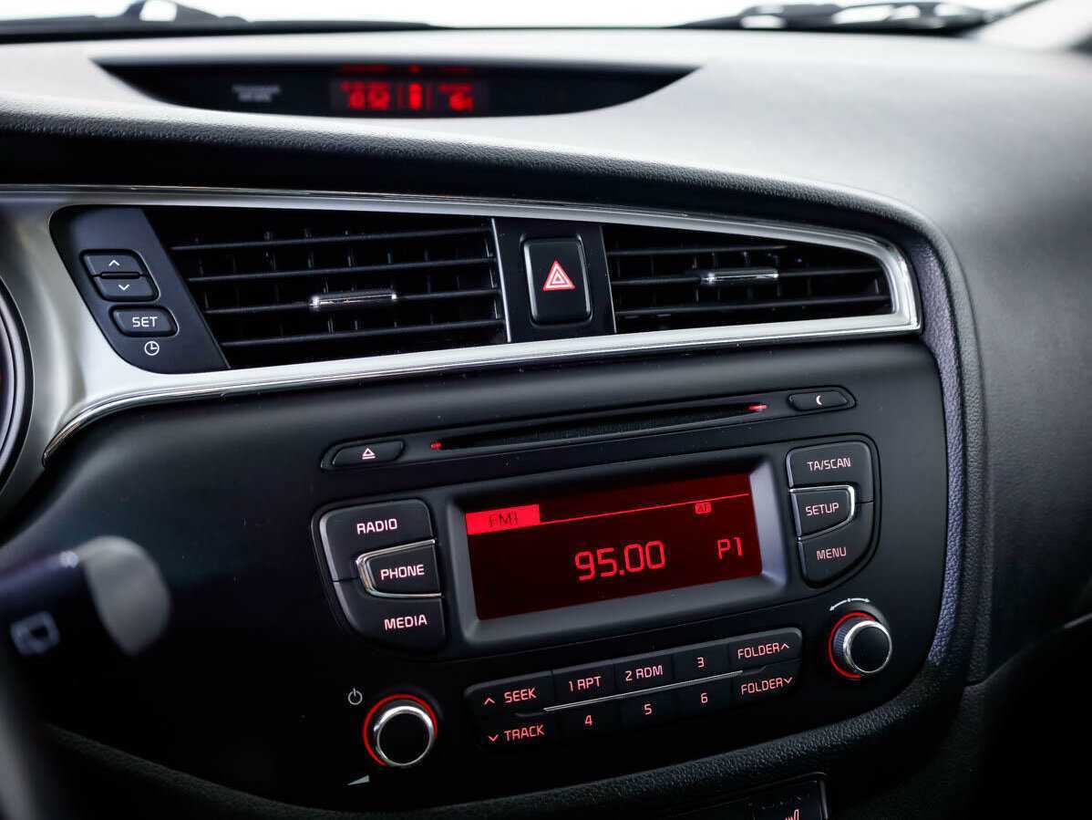 Б/У Киа Сид 2017 года. Фото: #14