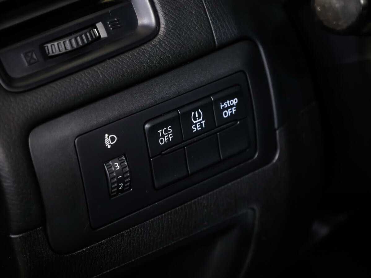 Б/У Мазда Ц-Икс-5 2013 года. Фото: #14